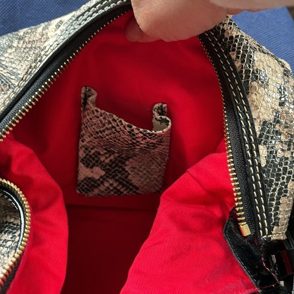 Dooney & Bourke shoulder snake skin and patent leather - Picture 11 of 17